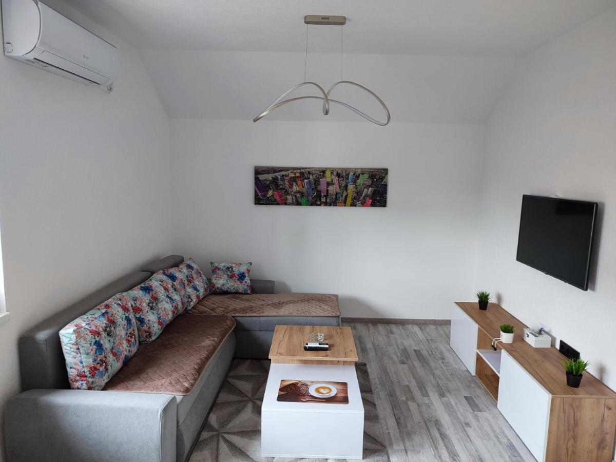 Bella Apartman Brcko Bagian luar foto